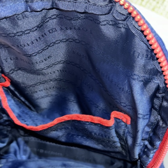Tommy Hilfiger Quilt Diamond Navy Backpack - Picture 8 of 15